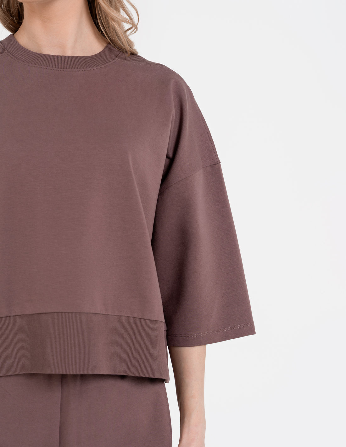 Luźna bluza damska dresowa gładka rękaw 3/4 oversize modna