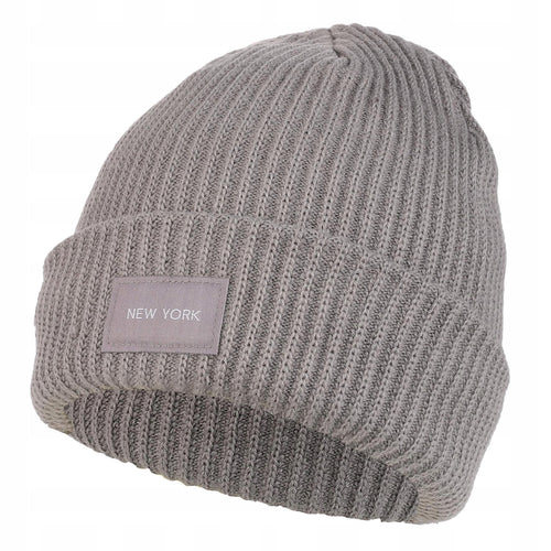 Czapka damska zimowa beanie klasyczna z naszywką modna ciepła prążek