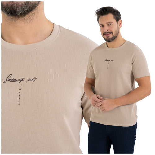 T-shirt męski 100% bawełna – fakturowana dzianina i styl regular