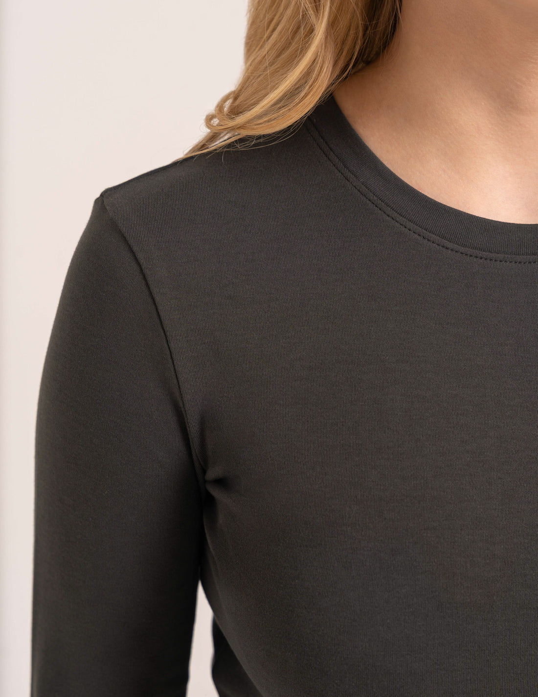 Bluzka damska longsleeve bawełna slim basic dopasowana