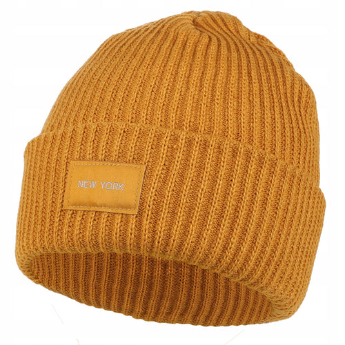 Czapka damska zimowa beanie klasyczna z naszywką modna ciepła prążek