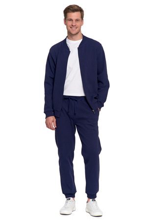 ELEGANCKA BLUZA MĘSKA DRESOWA ZE STÓJKĄ ROZPINANA ZE STRUKTURĄ MORAJ