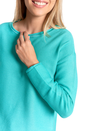 SWETER DAMSKI DZIANINOWY Z WISKOZY LUŹNY KRÓJ WYGODNY MODNY MORAJ