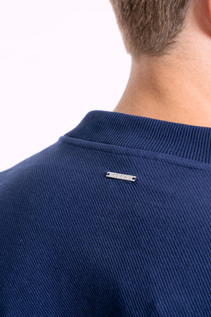 ELEGANCKA BLUZA MĘSKA DRESOWA ZE STÓJKĄ ROZPINANA ZE STRUKTURĄ MORAJ