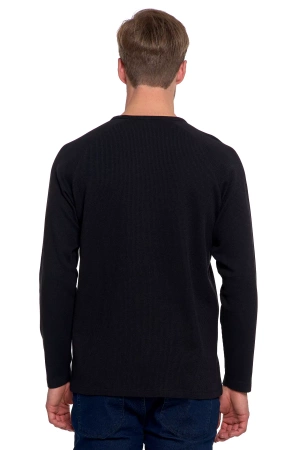 KOSZULKA MĘSKA Z DŁUGIM RĘKAWEM LONGSLEEVE STRUKTURA MODNY MORAJ
